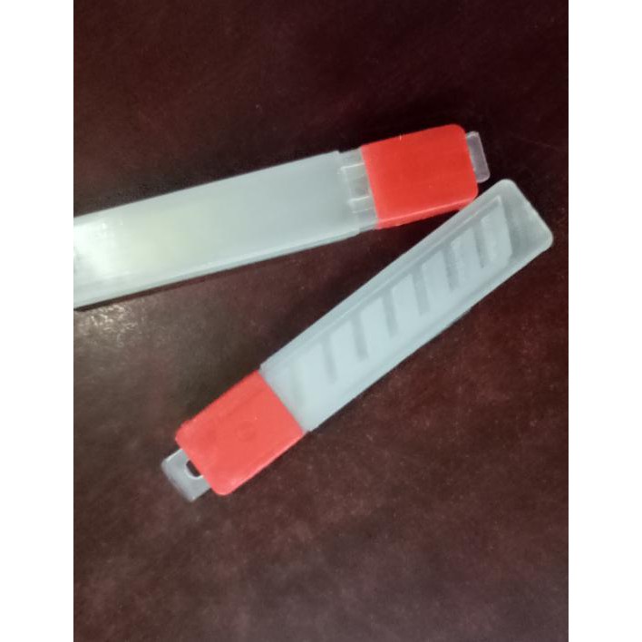 

PROMO!!ISI CUTTER BESAR L-150 MURAH TAJAM(1 TUBE) DISKON