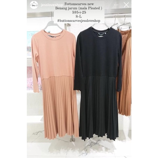 pleated dress hijab benang jarum buttonscarves