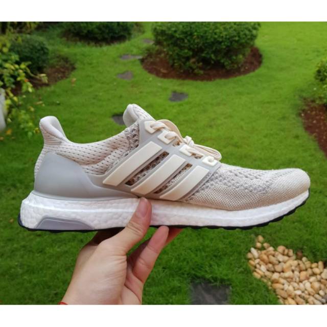 comfortable shoes to work in