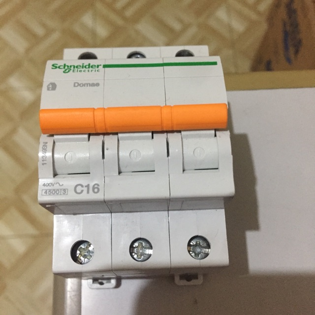 MCB 3phase 16A Schneider