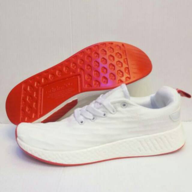 Sepatu Adidas NMD R2 COWOK