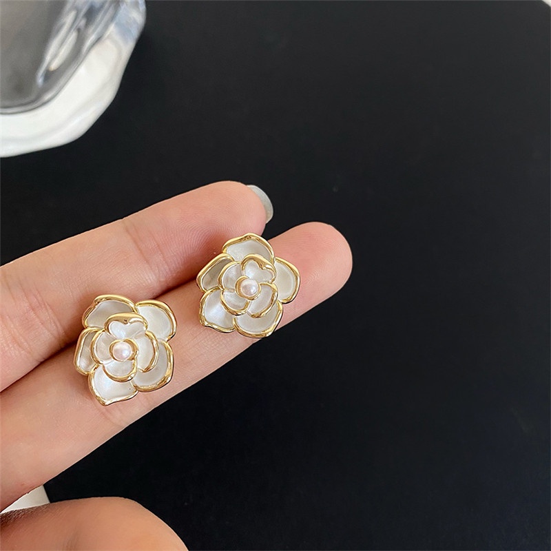 Anting Tusuk Motif Bunga Mawar Putih Bahan Lapis Silver 925 Untuk Wanita