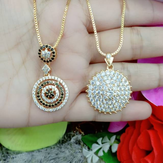 Xuping Liontin Cantik A-B Dan Kalung Italy/Nori