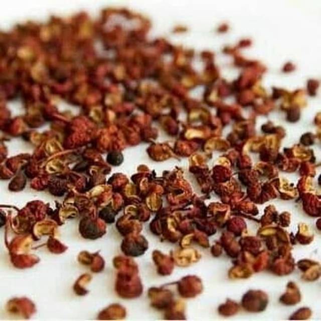 

Andaliman Kering Merica Batak Sichuan Szechuan Peppercorn Rempah Herbal Natural Obat Alami
