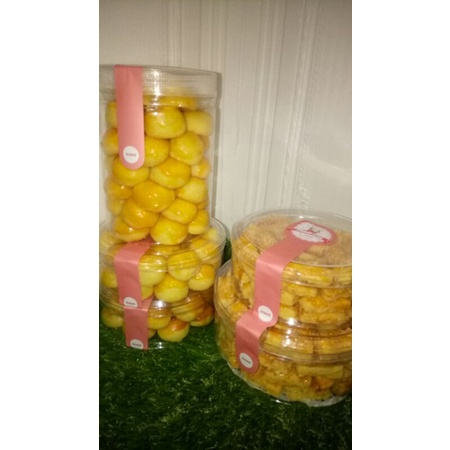 

Pesenan Lebaran isi 3 toples 250 gr (Amel)