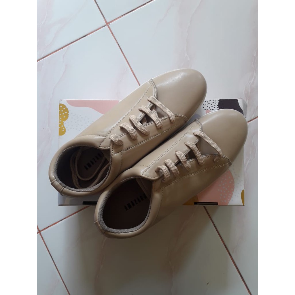 AMAZARA EVELYN SNEAKERS UNTUK KAK SULIS
