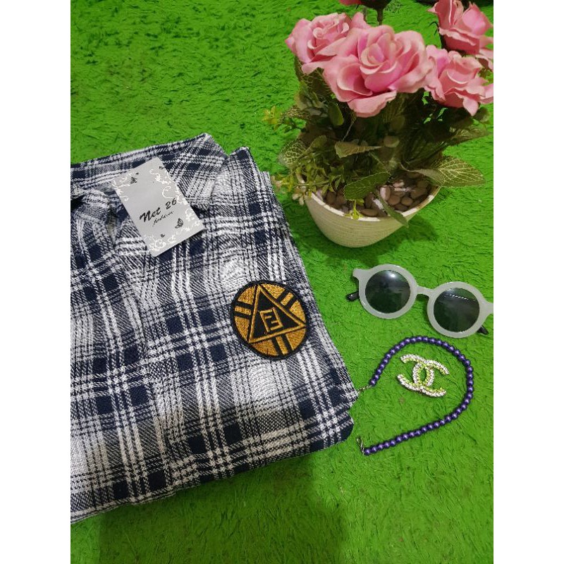 Tunik flanel kotak-kotak