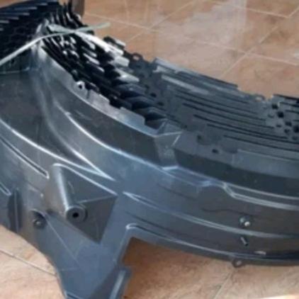 Liner Fender Toyota Innova Reborn Depan