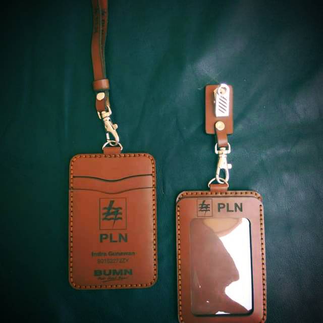 

id card kulit / name tag kulit 3 slot