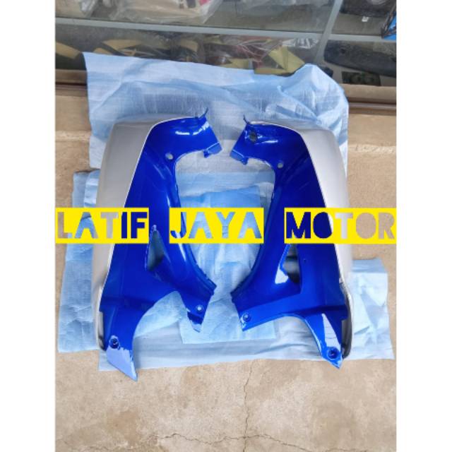 sayap karisma x 125 biru