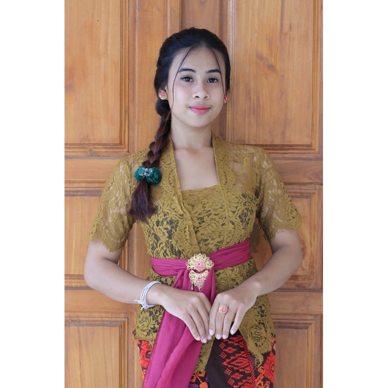 kebaya bali brokat semiperancis lengan pendek / kebaya brokat / kebaya / kebaya bali / brokat