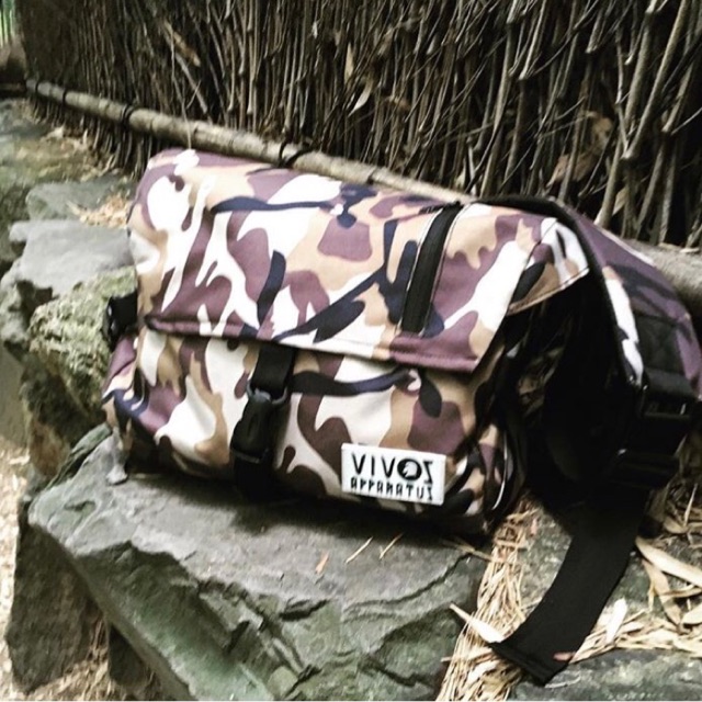 Tas selempang desert camo