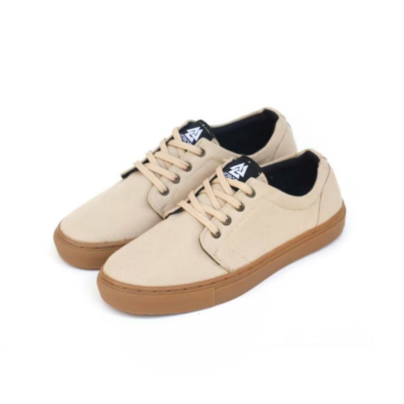 NERO CREAM |WOLF x HEROES| Sepatu Lokal Shoes Local Pride HEROES NERO Low Cut Cream Gum