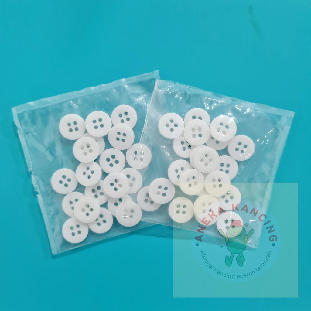 [20pcs] Kancing Kemeja Lubang 2 dan Lubang 4 Hitam Putih Ukuran 18L (11.5mm) / Kancing Baju Lubang 4
