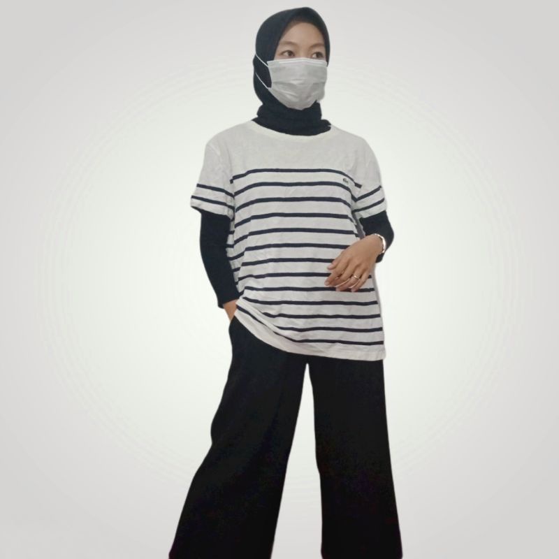 Kaos Wanita Lacoste Pendek