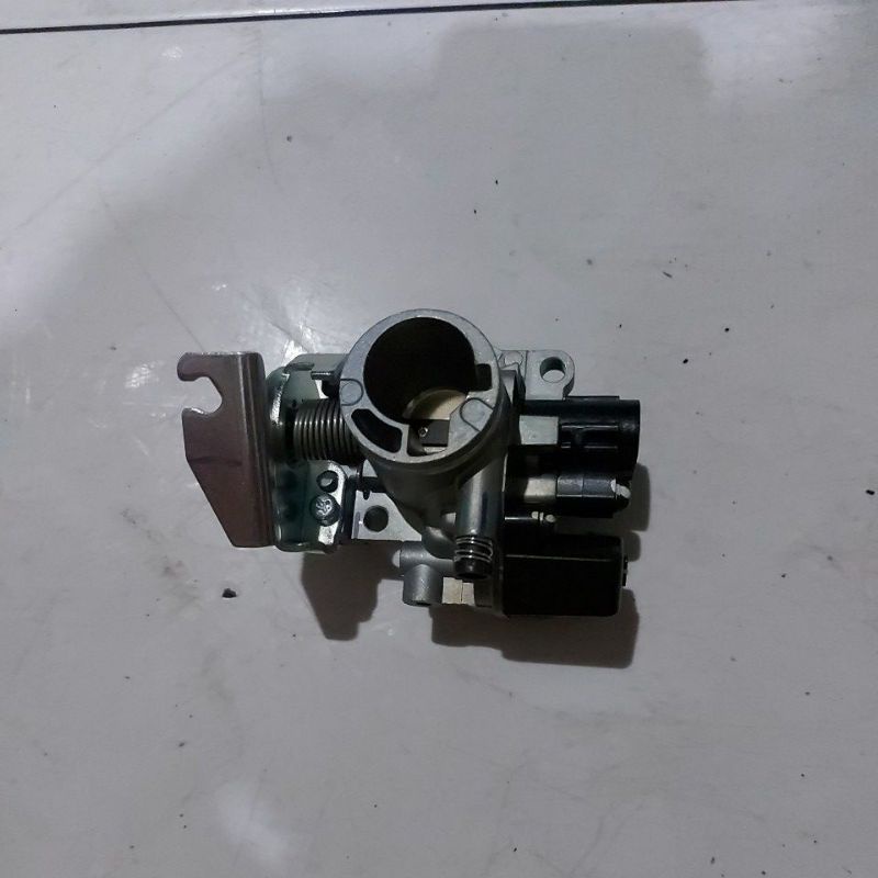 throttle body vario techno 125