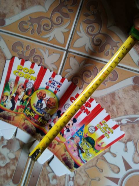 

KERTAS POPCORN 12 X 6 CM, KEMASAN POPCORN, KOTAK POPCORN, DUS POPCORN, WADAH POPCORN