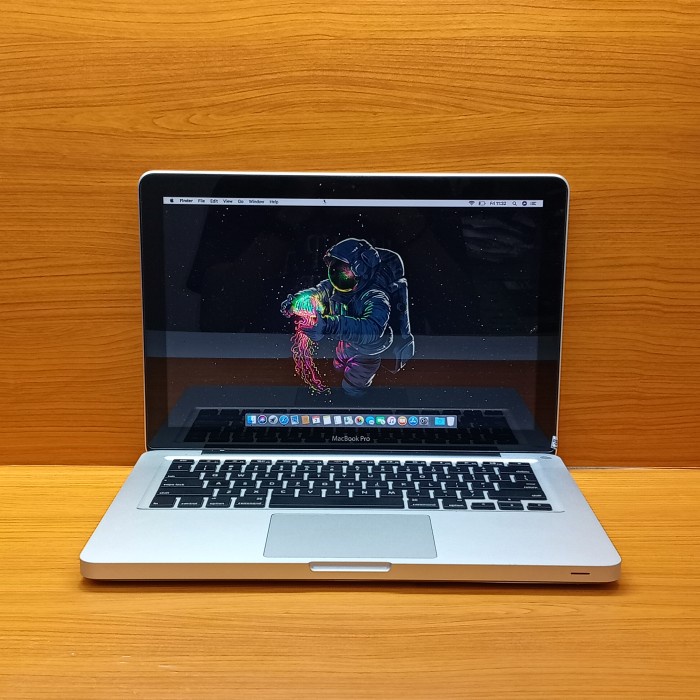 MACBOOK PRO 2012 INTEL I5/RAM 8GB/SSD 128GB/HDD 500GB CC RENDAH