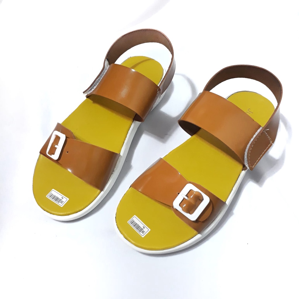 sandal wanita fashion gesper/kekinian