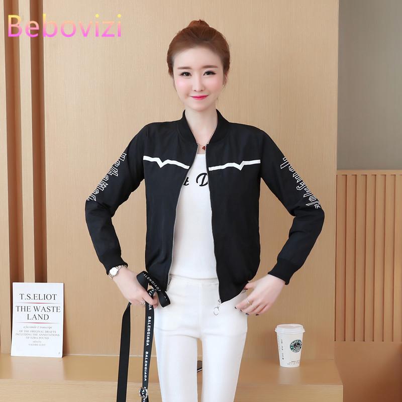 1060+ Model Jaket Warna Hijau Gratis Terbaru