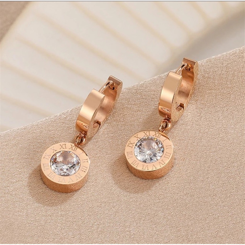 Anting Titanium Bvlgr Bulat Romawi Crystal Rose Gold, Gold dan Silver