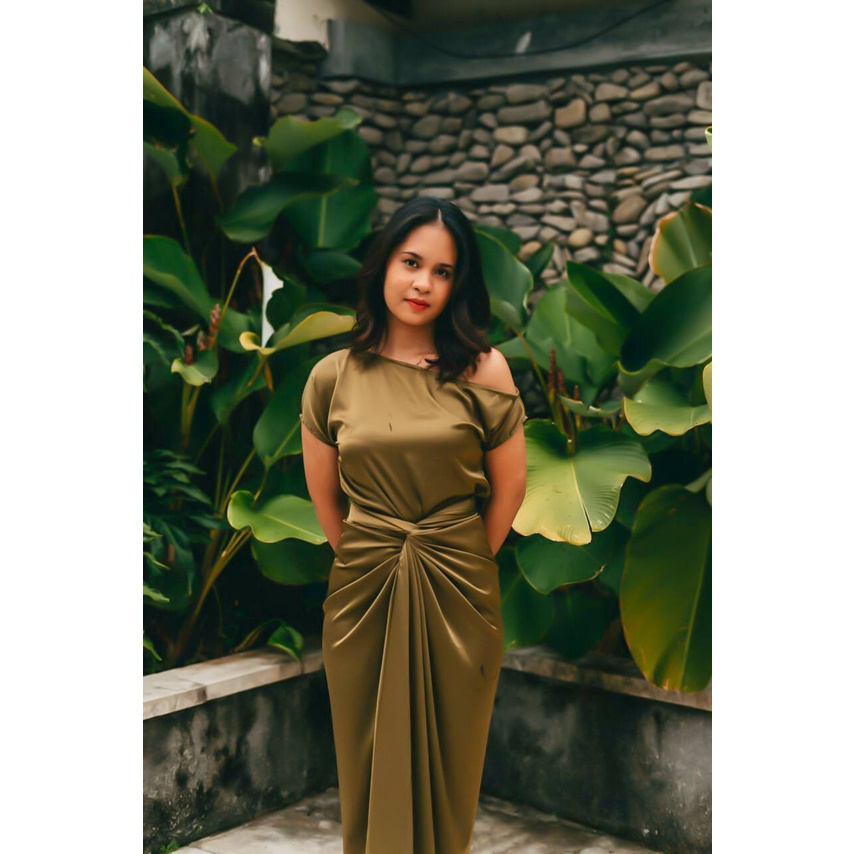ABBEY DRESS (SATIN DRESS) REAL PICT