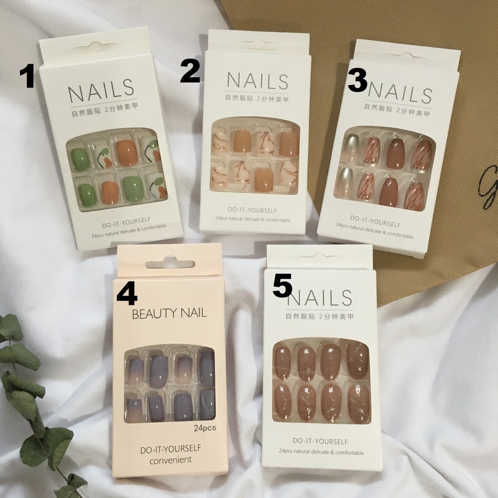 Ash Marble Nails / Kuku Palsu Wanita Impor