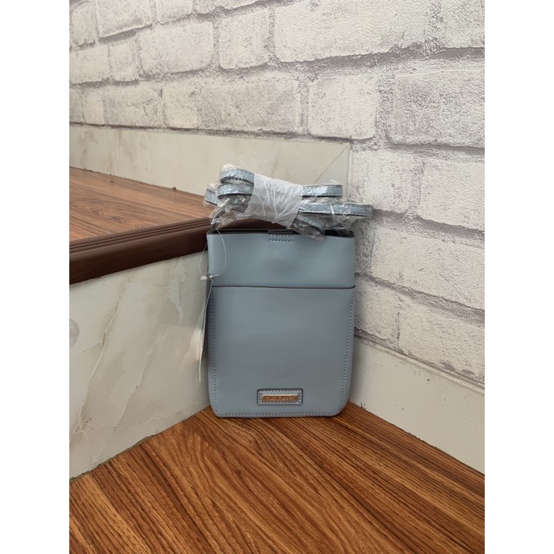 HushPuppies mini sling bag