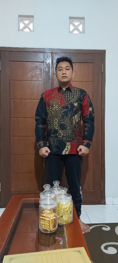 Probo Setyo Batik Pria Lengan Panjang Full Furing Batik Solo