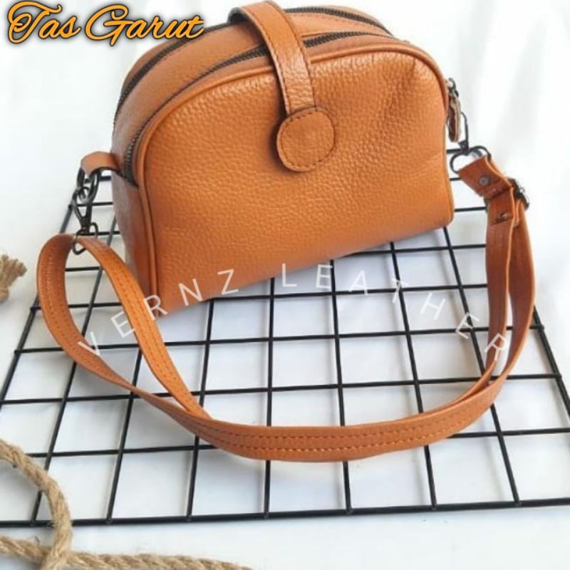 Tas PESTA  Tas Kulit Asli Wanita Selempang