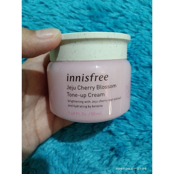 Preloved Innisfree Jeju Cherry Blossom Tone Up Cream.