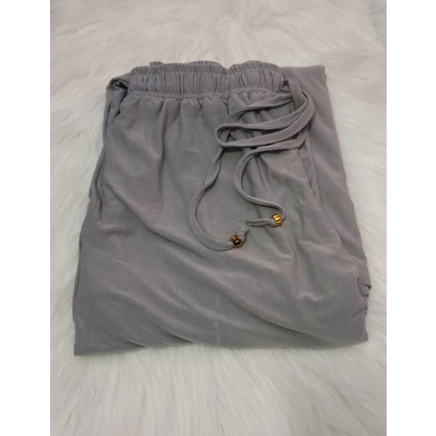 (BISA COD) Celana Panjang Kulot Wanita /Daily Kulot Umbrella Jumbo bahan moscrepe-Abu Muda
