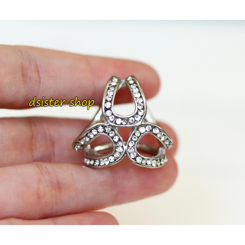 Bros Cincin Ring Aksesories Syal Hijab Bentuk Segitiga Cantik-Model 02 Silver
