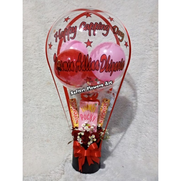Buket Bunga Balon + Coklat ( Bunga Asli ) Khusus surabaya / Buket Wisuda / Buket Ultah