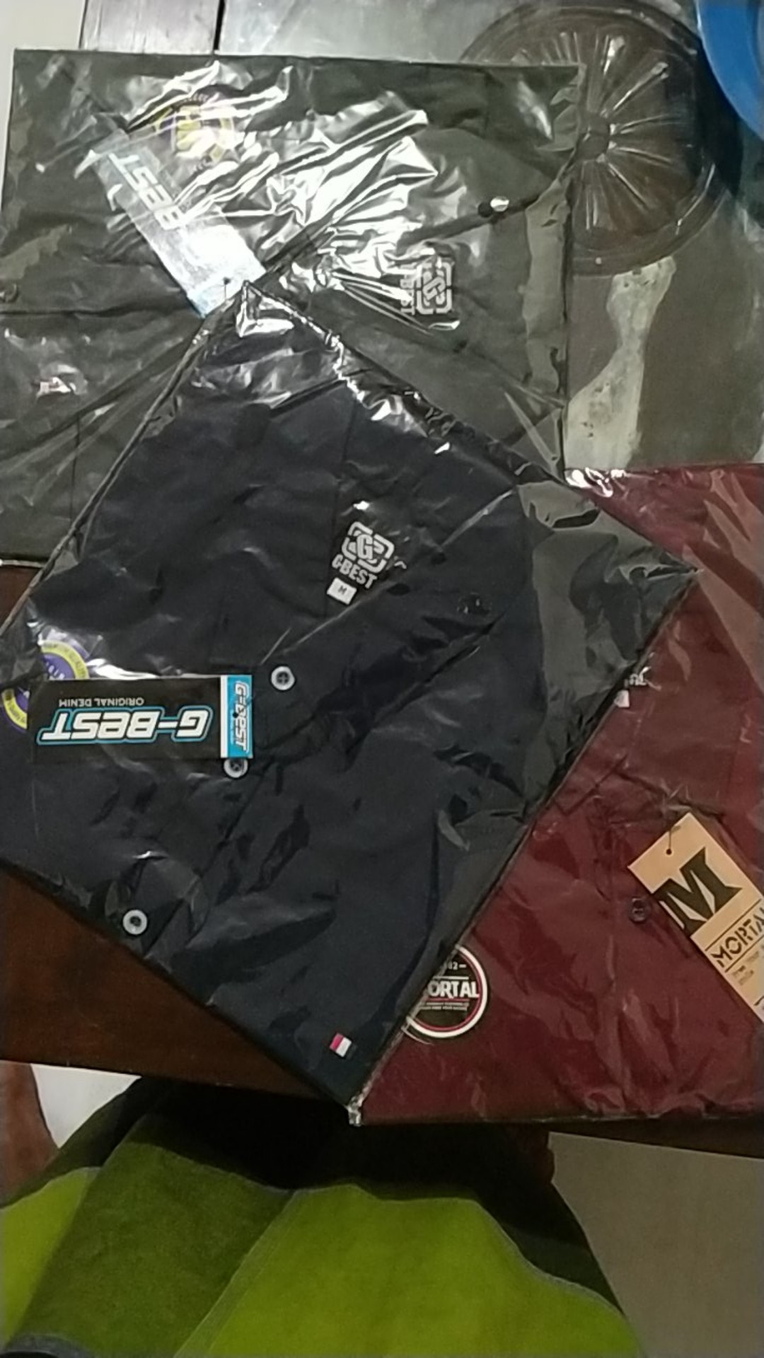 Kemeja Polos Pria Lengan Pendek