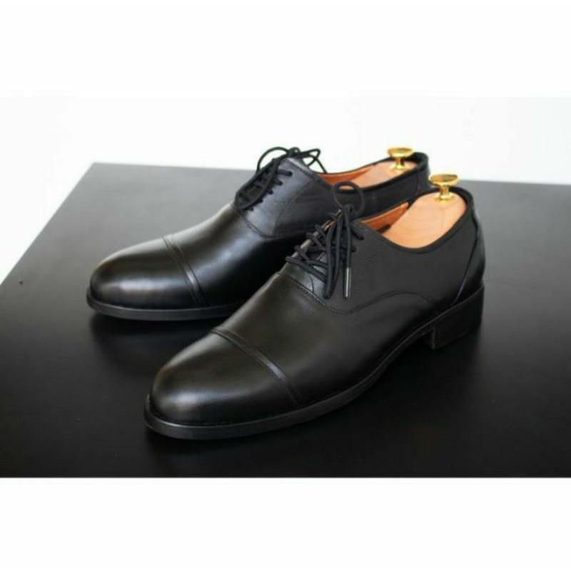 Sepatu Pria Pantofel Formal Sepatu Kerja Kulit Asli Berkualitas Model Oxford