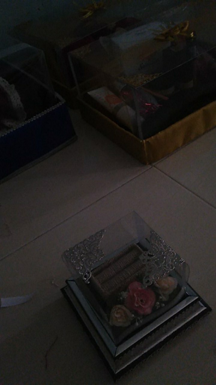 Tempat Cincin Ring Bearer Frame Ringbox Dengan Mika Rumput