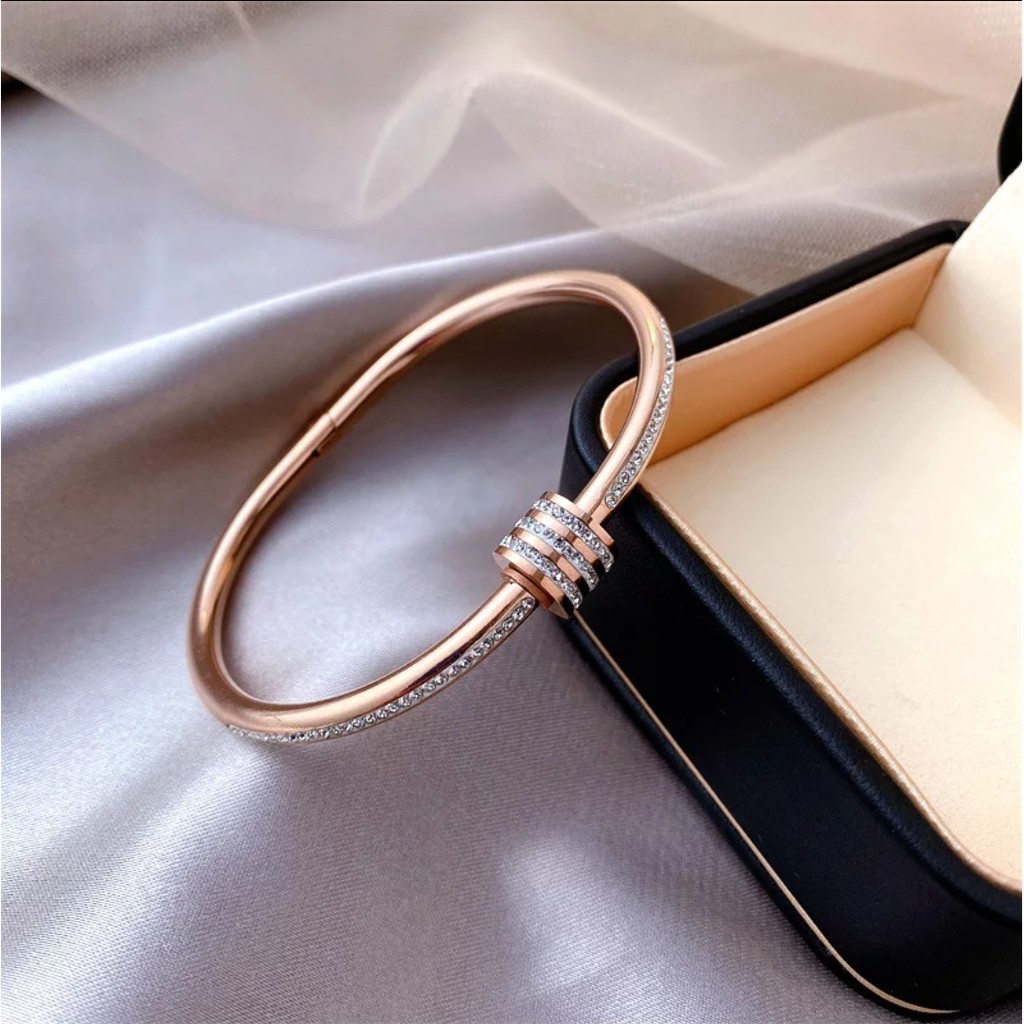 Gelang Ring Putar Kristal Putih Titanium Tersedia Warna Rose Gold, Gold dan Silver