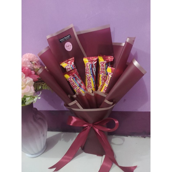 

buket snack bengbeng buket coklat bouquet marun