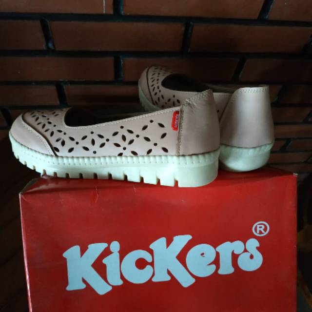 Kickers cewek