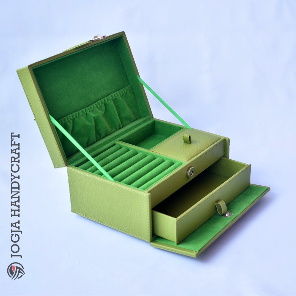 Kotak Tempat Perhiasan Cantik Original / Jewelry Box Green