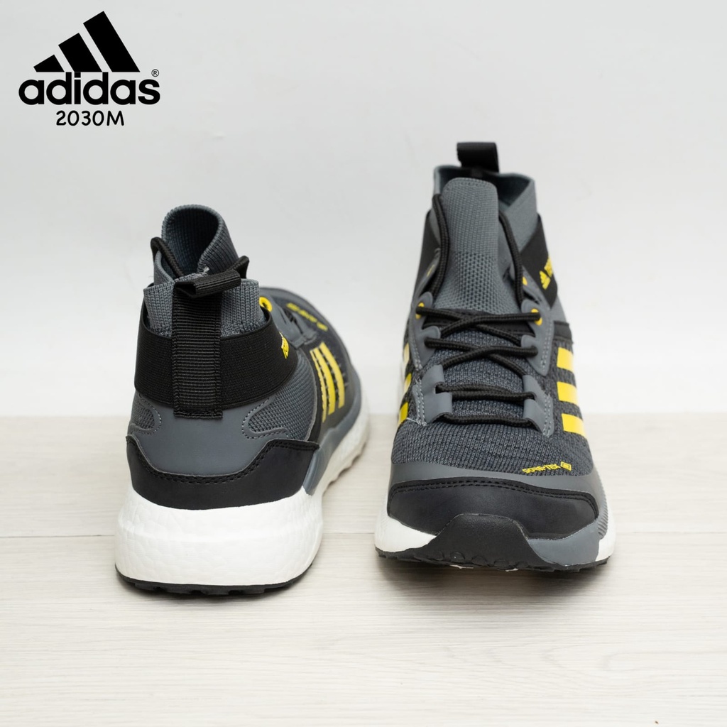 SEPATU COWOK 2030M