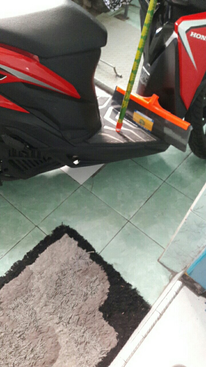 Wiper Lantai/sorok Air Spon