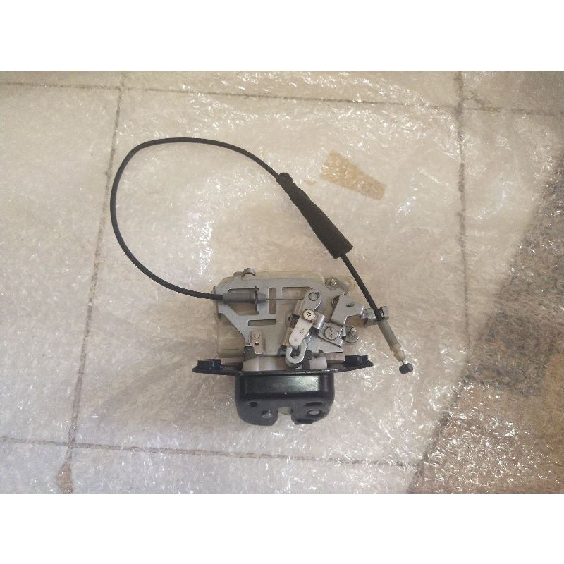 Doorlock Door Lock Bagasi Actuator Nissan Grand Livina Original