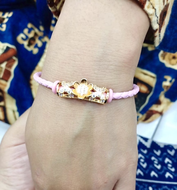 Gelang tangan wanita  gelang kulit latek tiga warna pilihan kombinasi perhiasan lapis emas  xuping