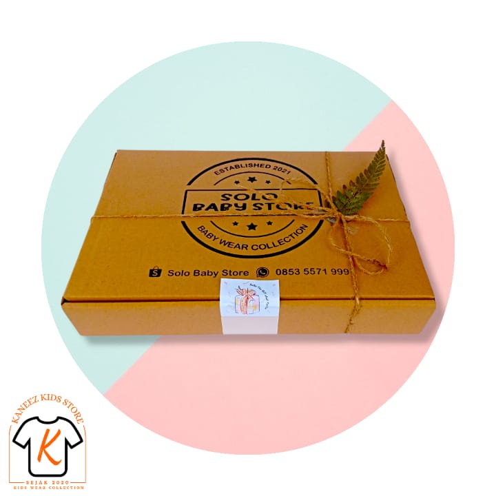 

Kotak kado hampers box