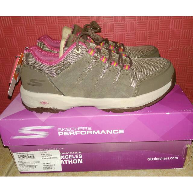 sepatu skechers outdoor