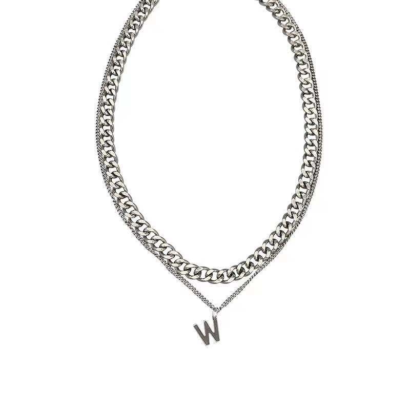 Retro baja titanium kalung pendek wanita double-layer W huruf twin kalung in trendi gaya Eropa dan A