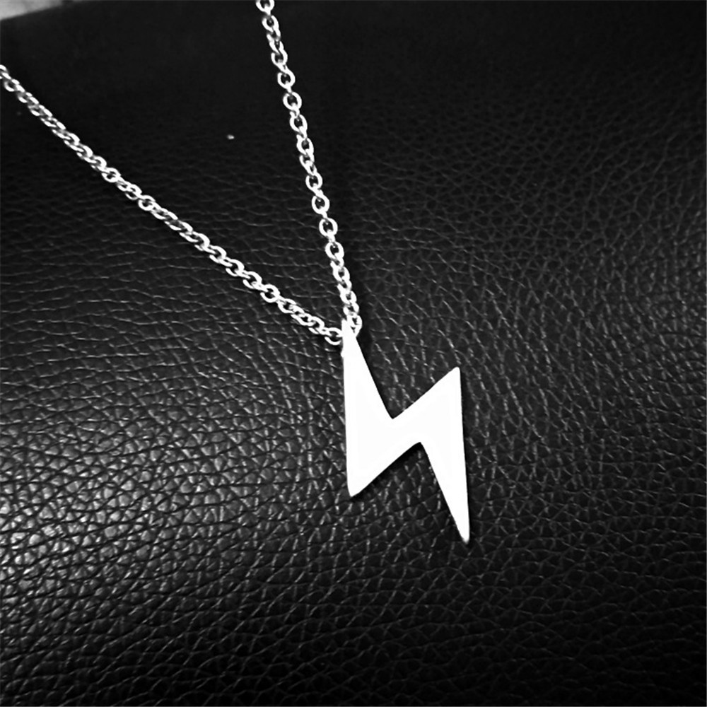 Kalung HipHop Rantai Dengan Liontin Lightning Gaya HipHop Fashion Pria dan Wanita