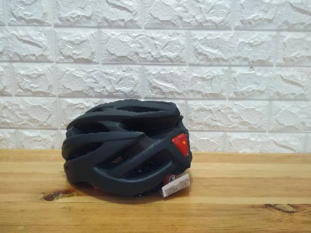 Helm Sepeda EPS Foam PVC Shell LED Safety Light - XK07 - Black